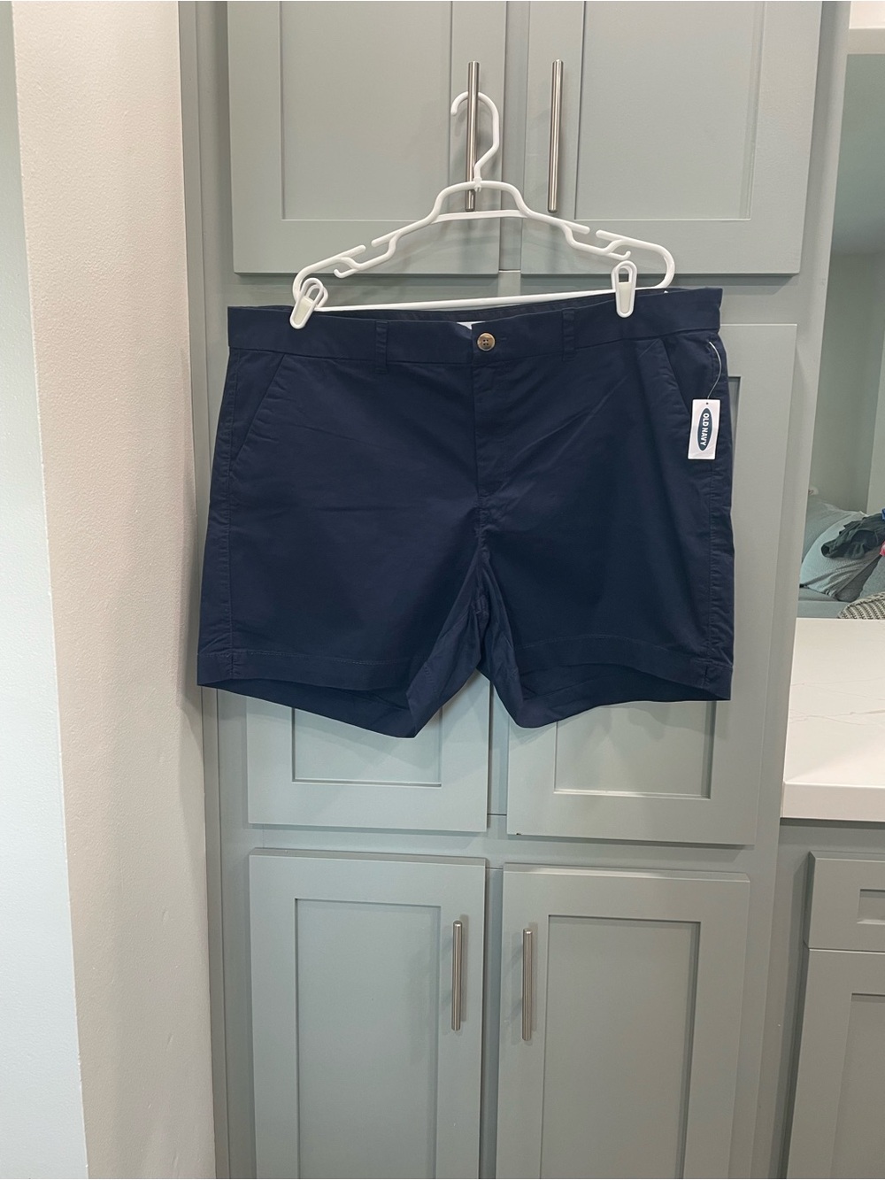 Old Navy Men's Flat Front Navy Chino Shorts